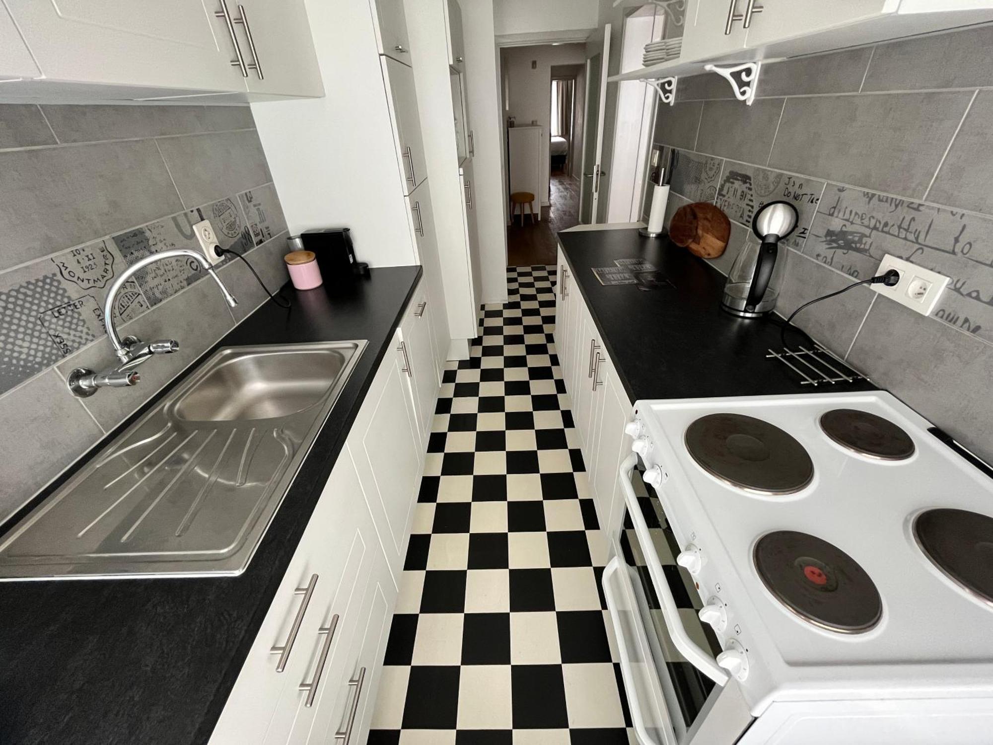 Spacious 2 Bedroom App In The Center With Balcony * Gent