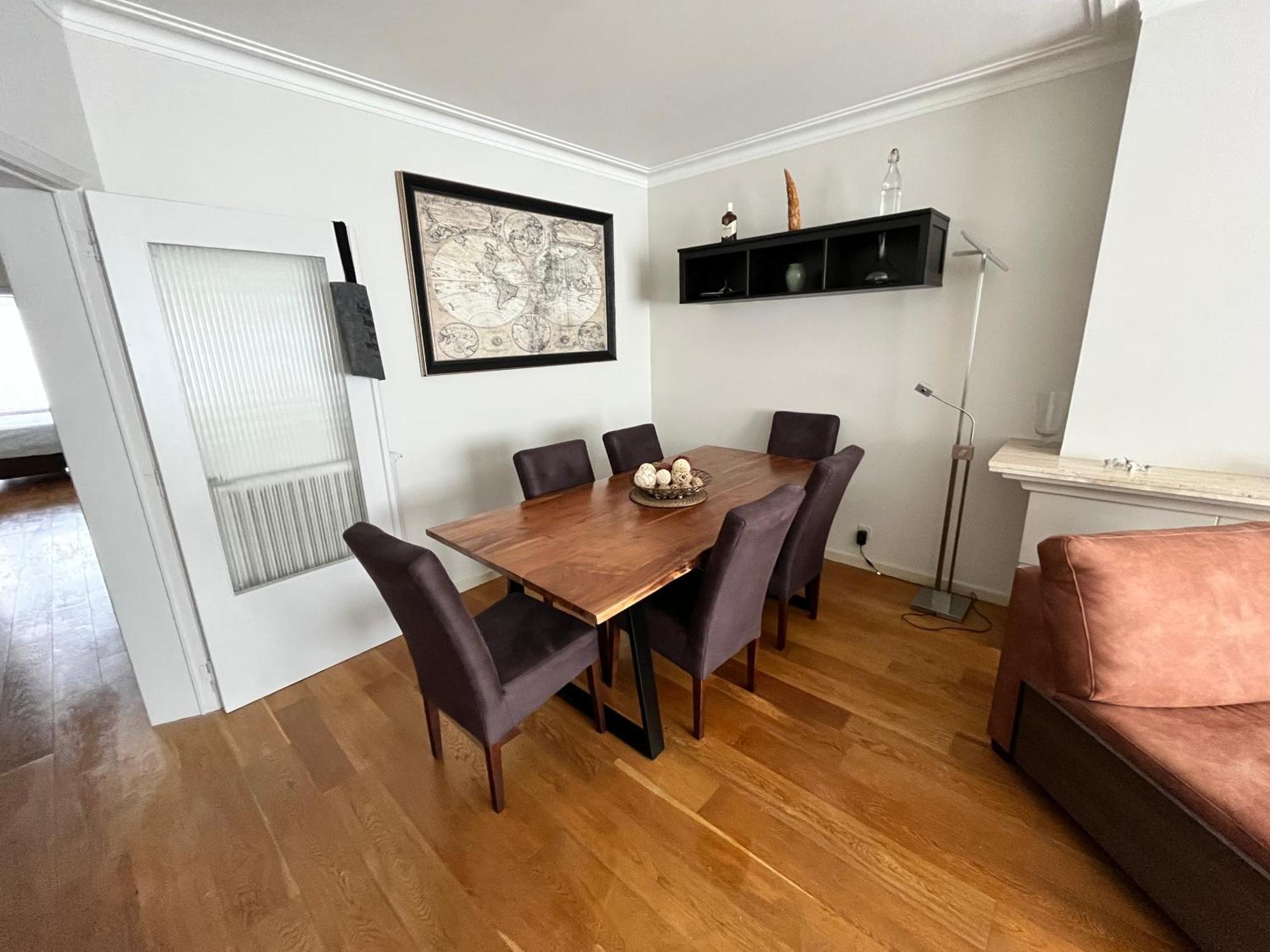 Spacious 2 Bedroom App In The Center With Balcony Apartment Gent