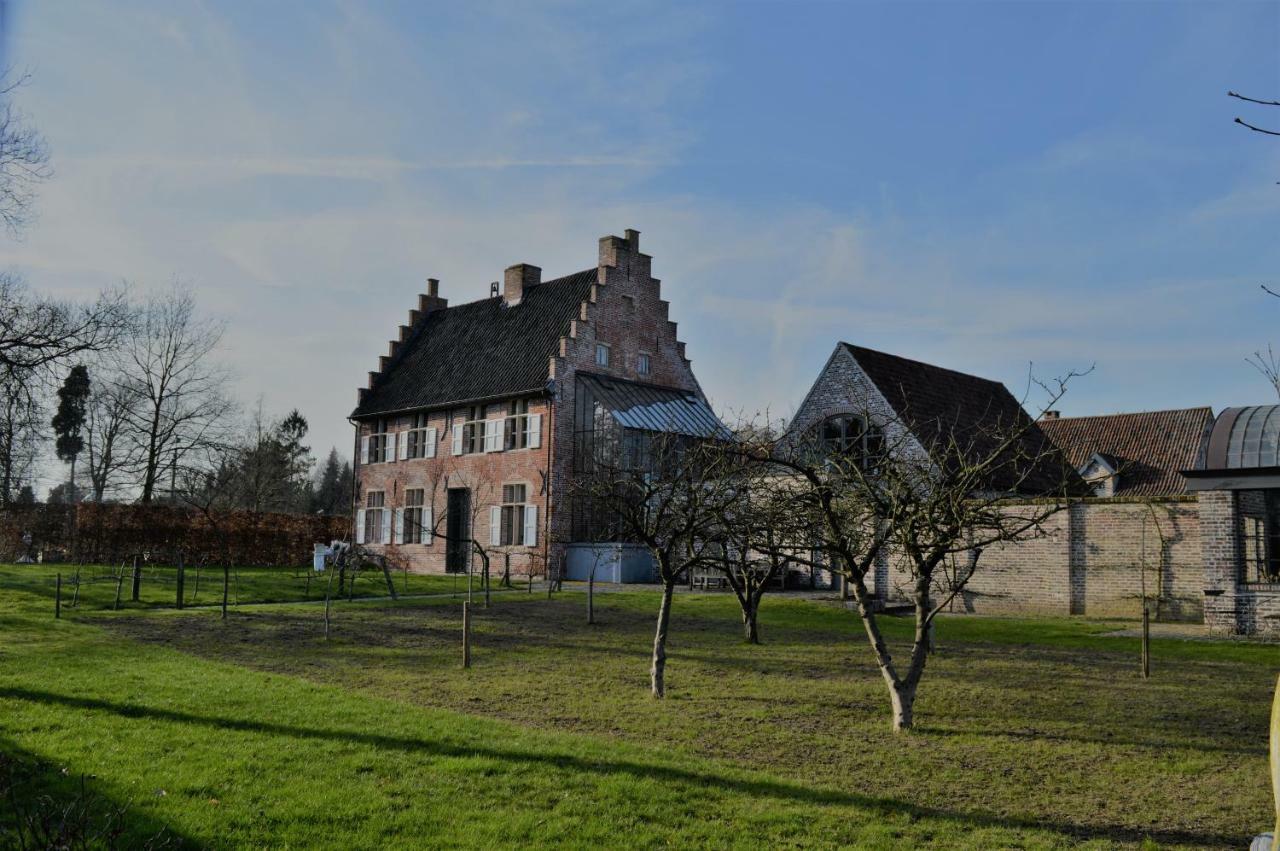 Bij Moemee Ghent